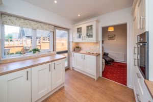 KITCHEN- click for photo gallery